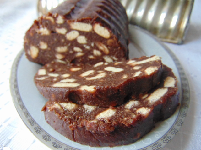Csokoládés keksz szalámi